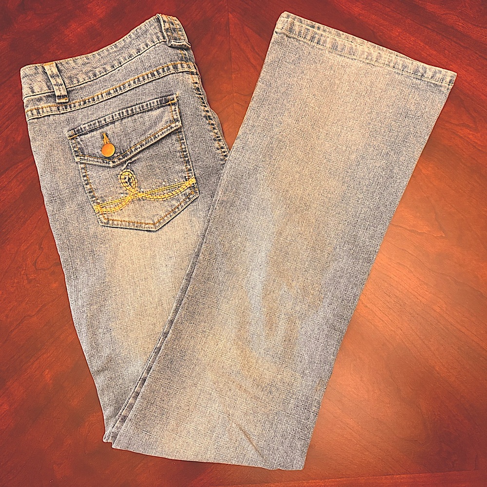 SO brand Juniors’ Bootcut Jeans NWOT sustainable